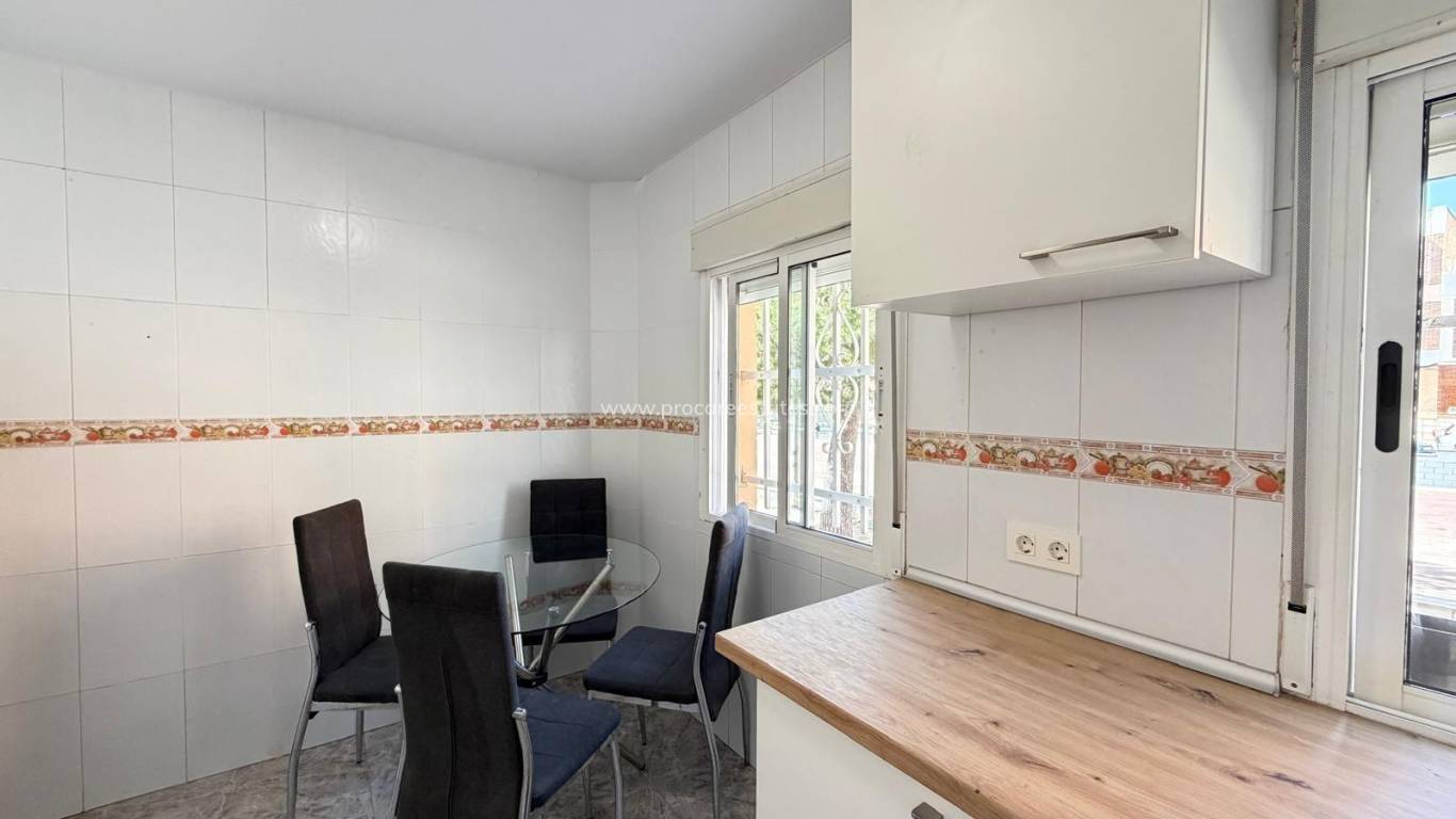 Verkauf - Wohnung - Torrevieja - Torrevieja Center