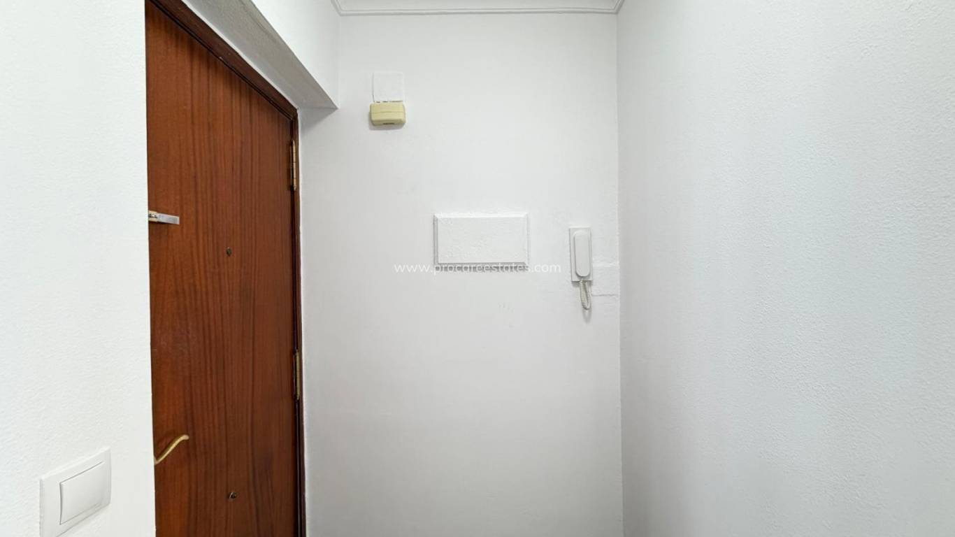 Verkauf - Wohnung - Torrevieja - Torrevieja Center