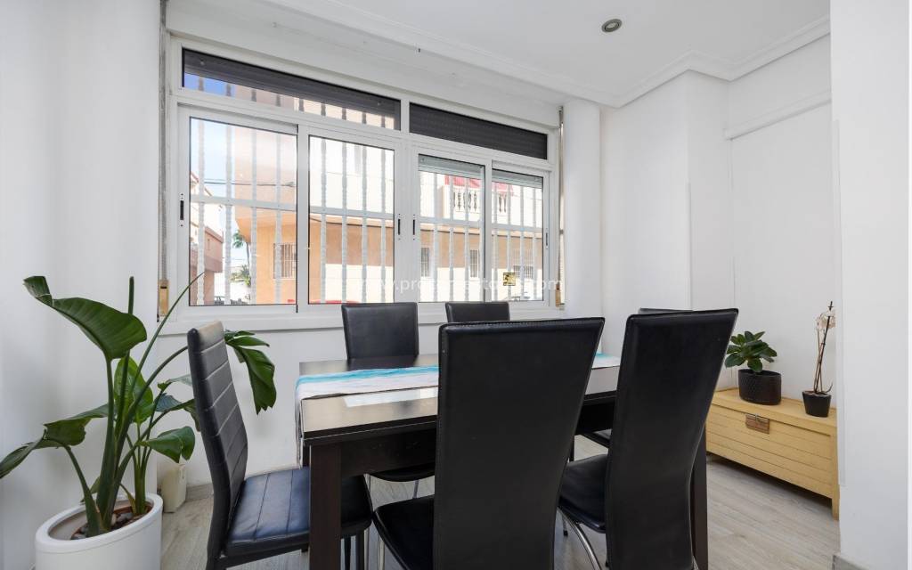 Verkauf - Wohnung - Torrevieja - Torrevieja Center