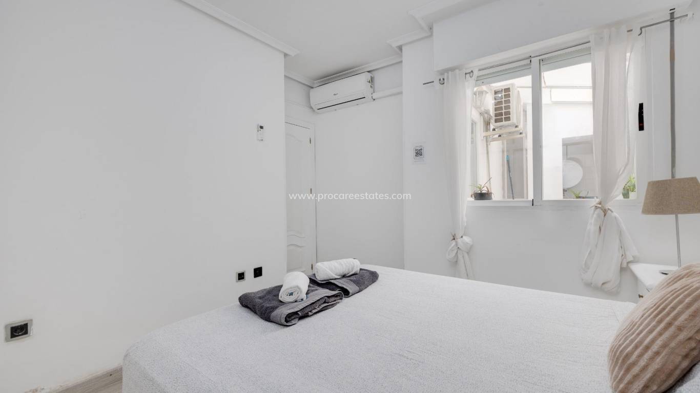 Verkauf - Wohnung - Torrevieja - Torrevieja Center