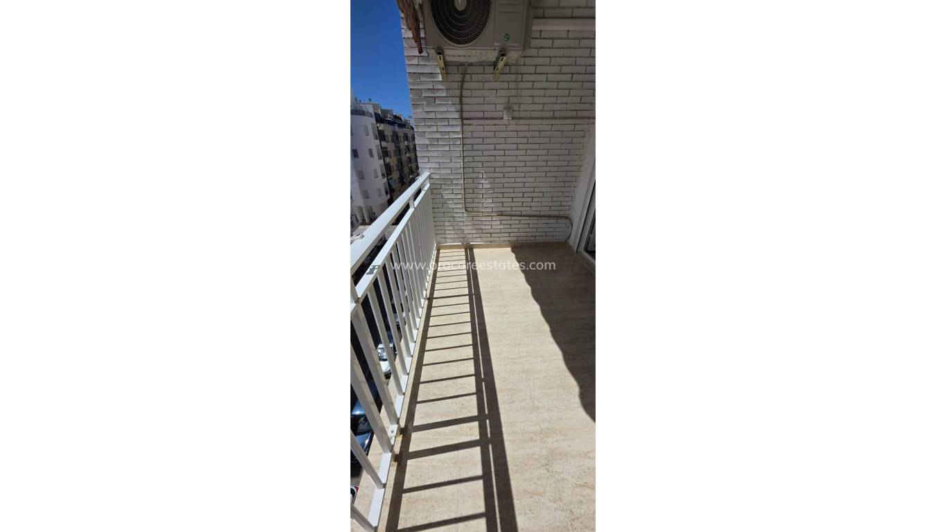Verkauf - Wohnung - Torrevieja - Torrevieja Center