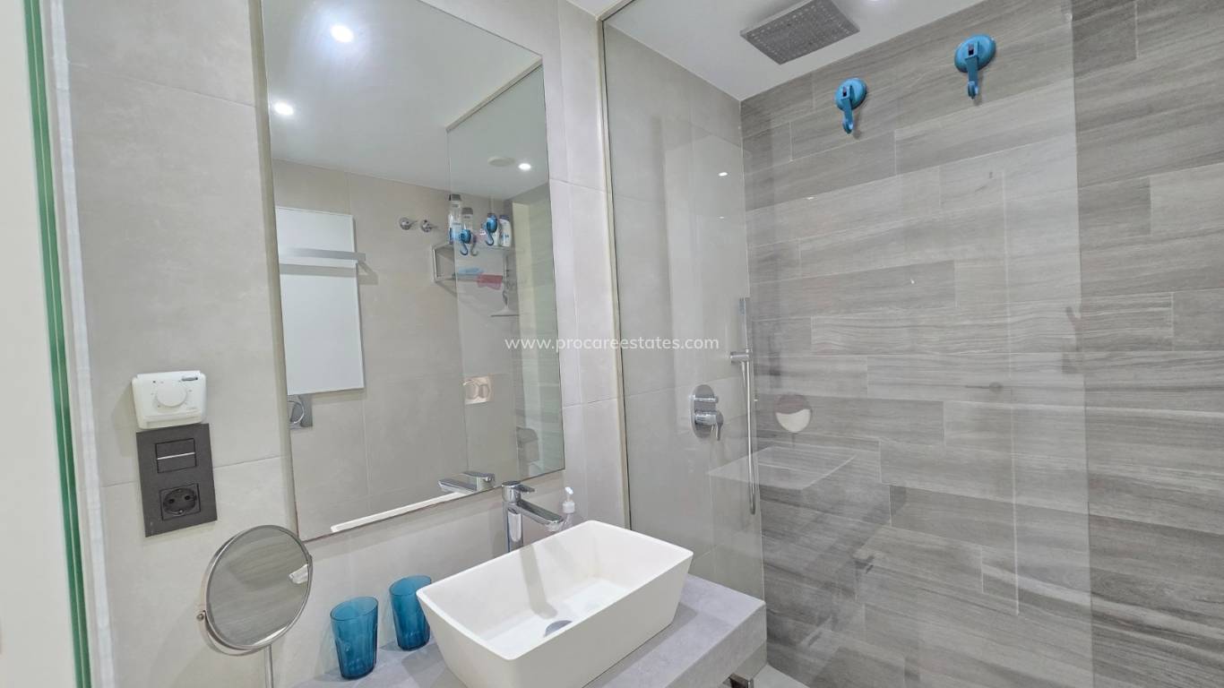 Verkoop - Apartment / Flat * - Orihuela Costa * - Punta Prima *