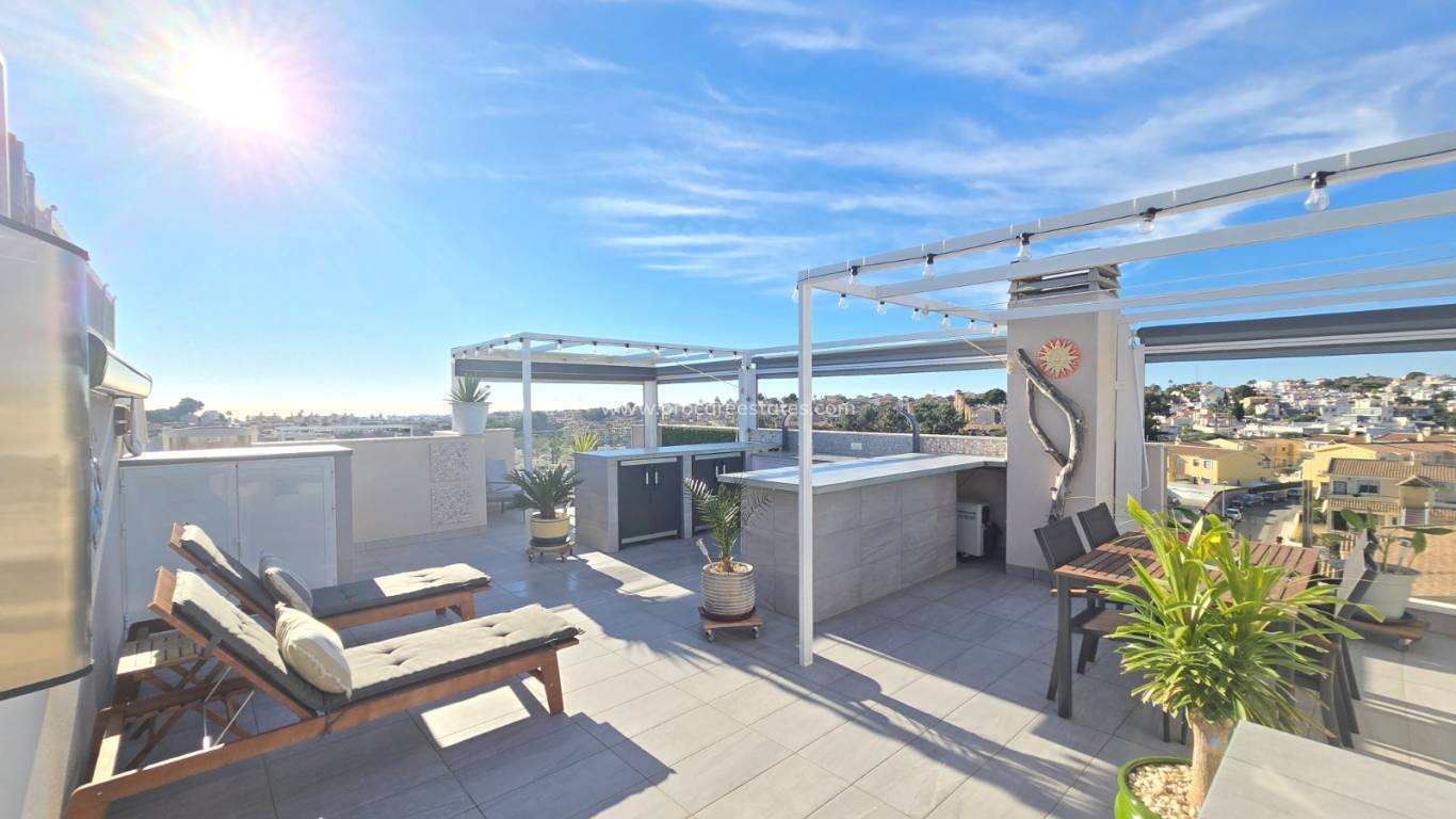 Verkoop - Apartment / Flat * - Orihuela Costa - Villamartín *