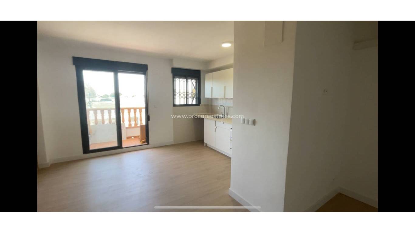 Verkoop - Appartement - Daya Nueva
