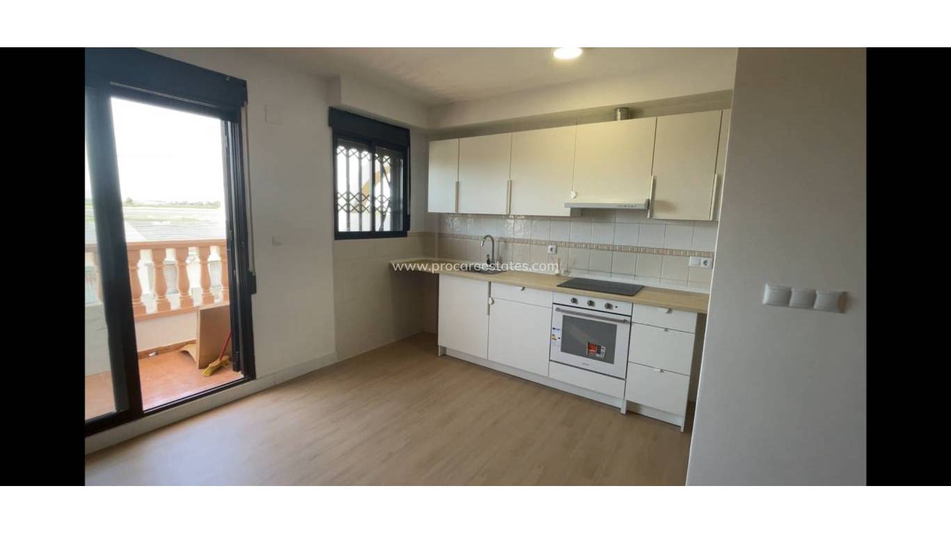 Verkoop - Appartement - Daya Nueva