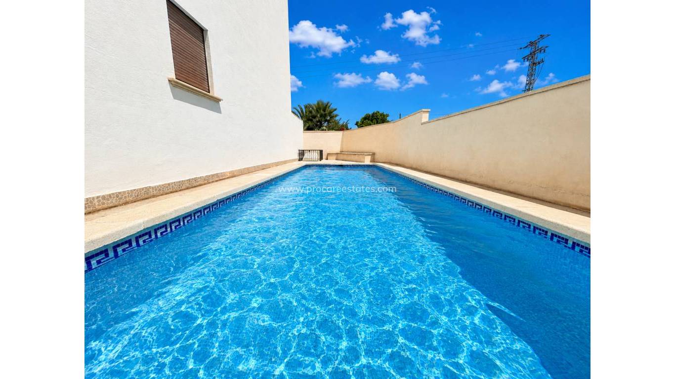 Verkoop - Appartement - Daya Nueva