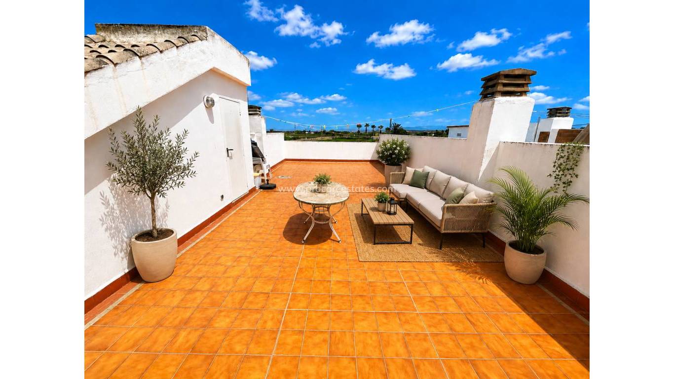 Verkoop - Appartement - Daya Nueva