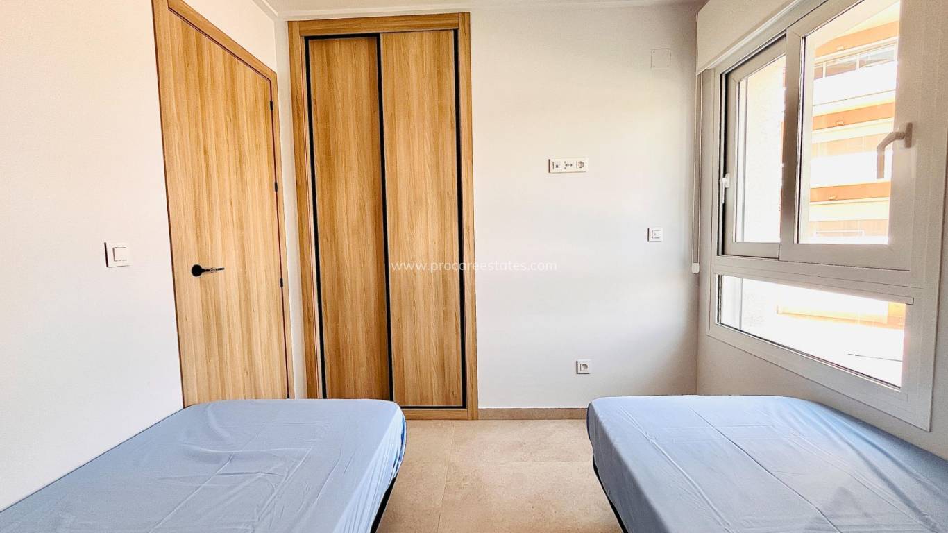 Verkoop - Appartement - Guardamar del Segura - Puerto Deportivo