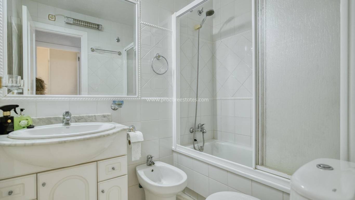 Verkoop - Appartement - Guardamar del Segura - Urbanizaciones