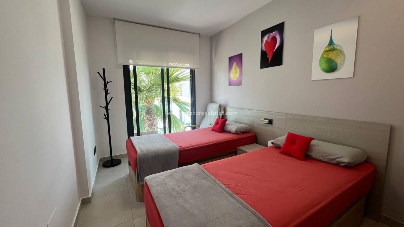 Verkoop - Appartement - Guardamar del Segura - Urbanizaciones