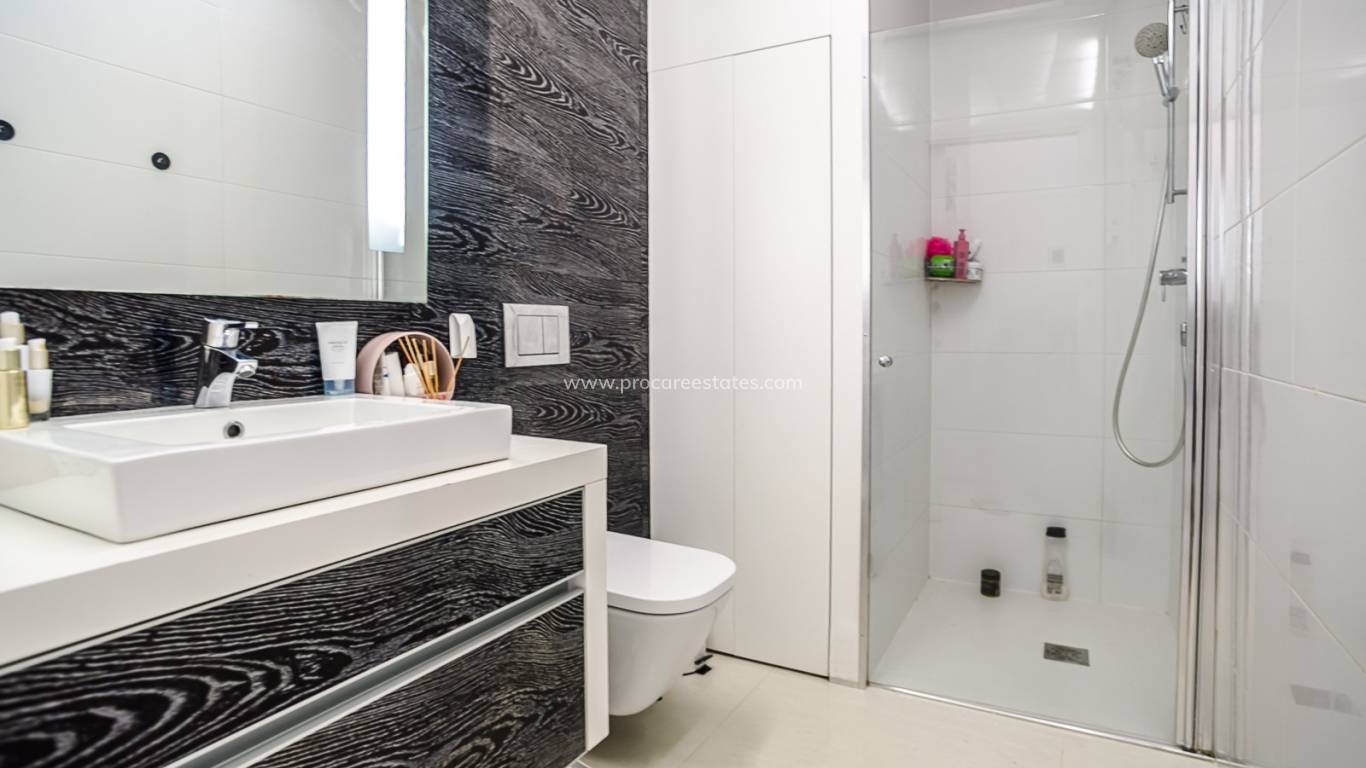 Verkoop - Appartement - Guardamar del Segura