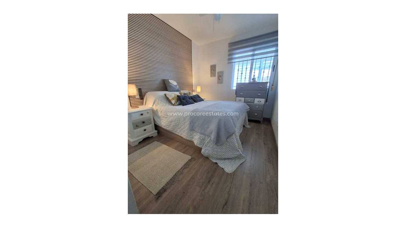 Verkoop - Appartement - Jacarilla