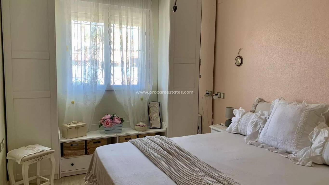 Verkoop - Appartement - Los Montesinos - Pueblo 8