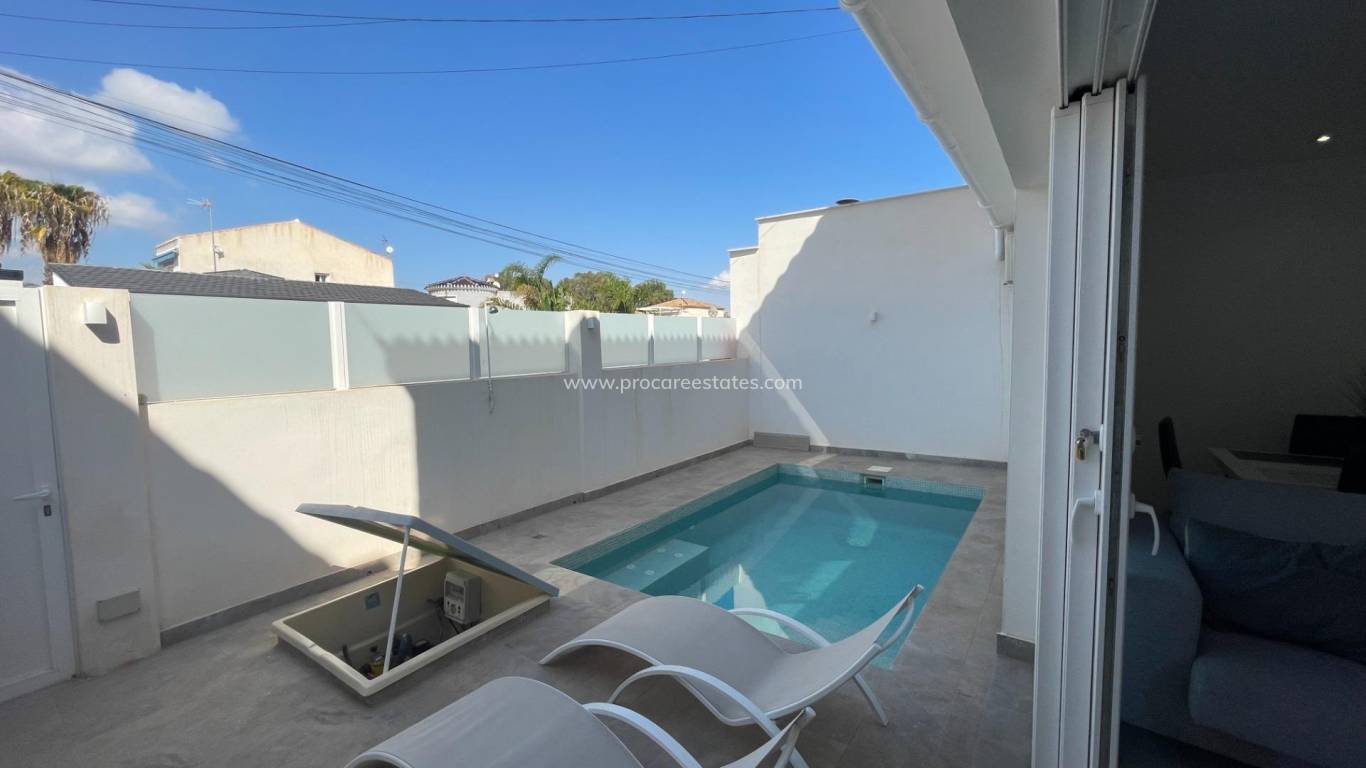 Verkoop - Appartement - Orihuela Costa - Cabo Roig
