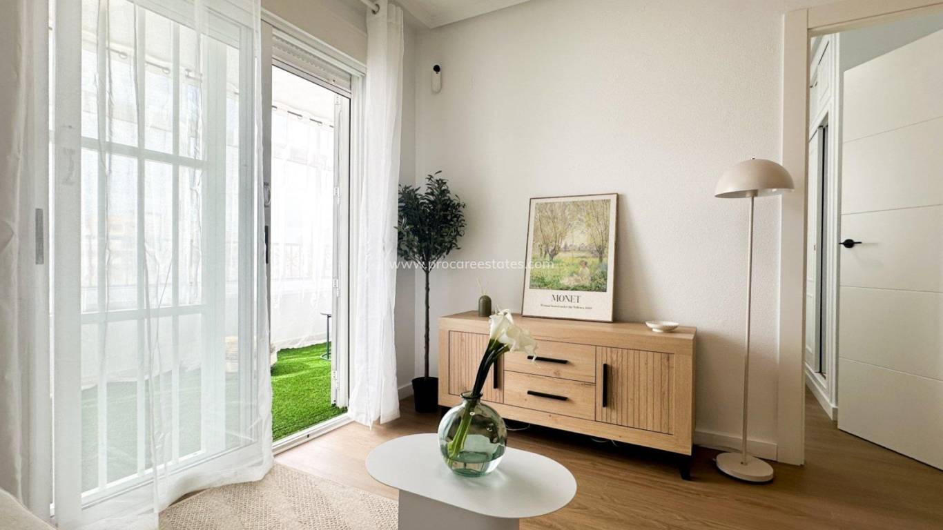 Verkoop - Appartement - Orihuela Costa - Punta Prima