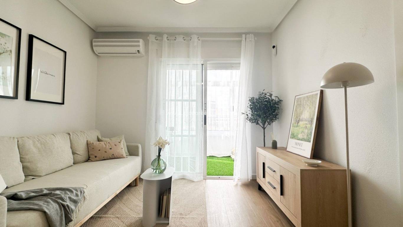 Verkoop - Appartement - Orihuela Costa - Punta Prima