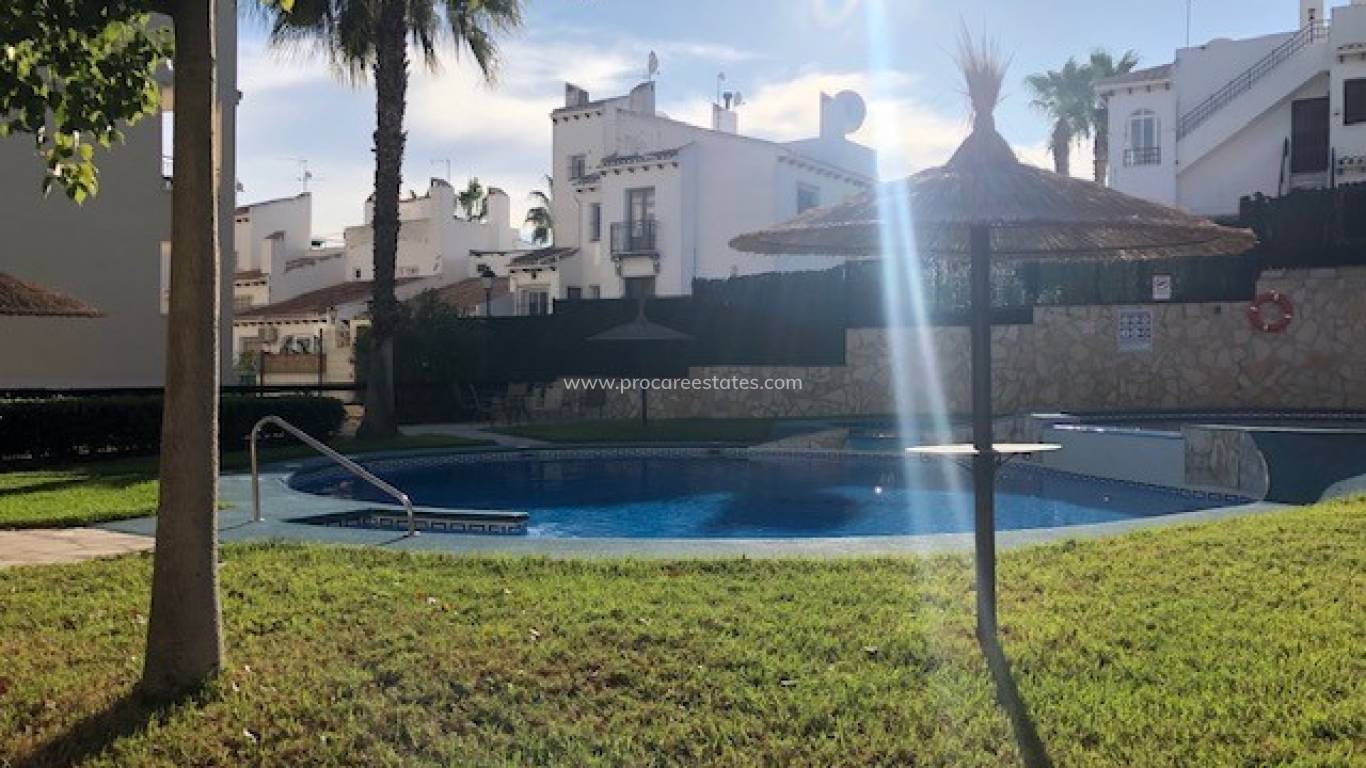 Verkoop - Appartement - Orihuela Costa - Villamartín