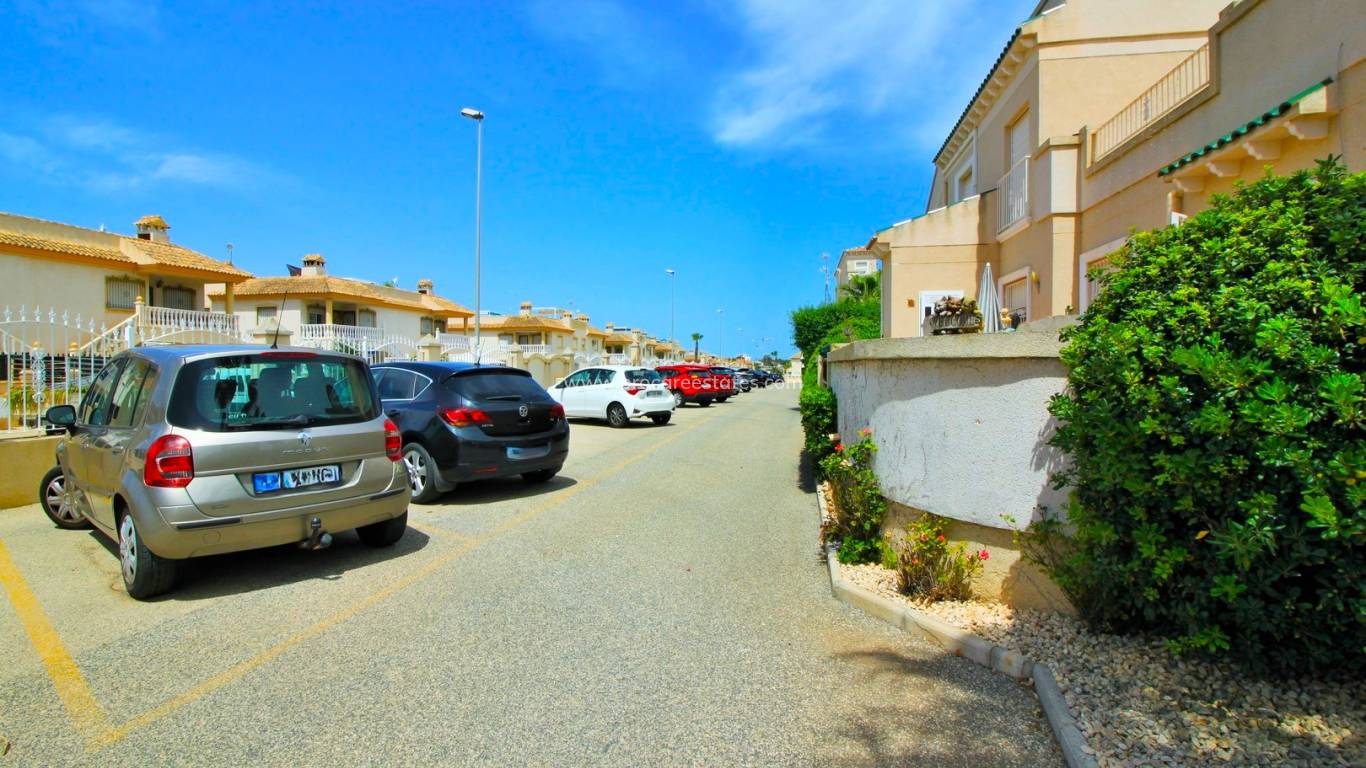 Verkoop - Appartement - Orihuela Costa - Villamartin