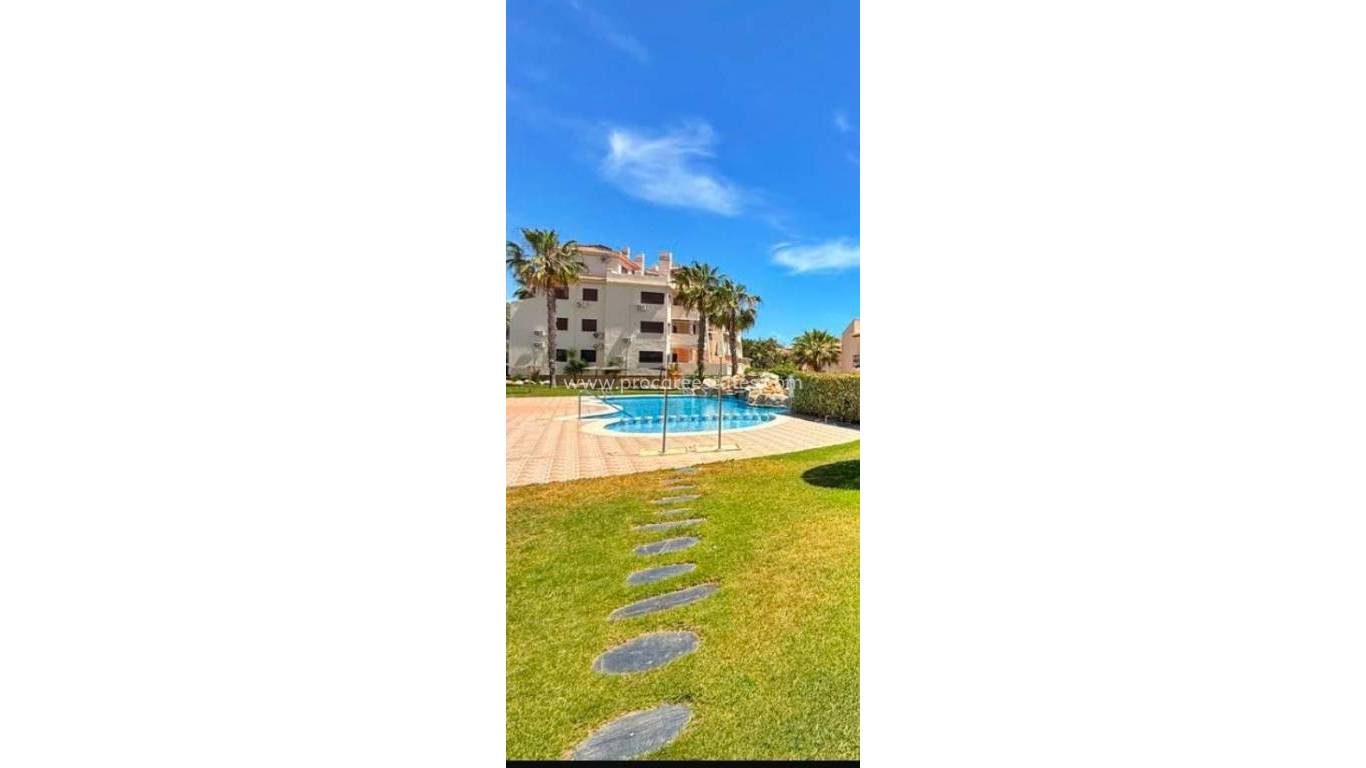 Verkoop - Appartement - Orihuela Costa - Vistabella Golf