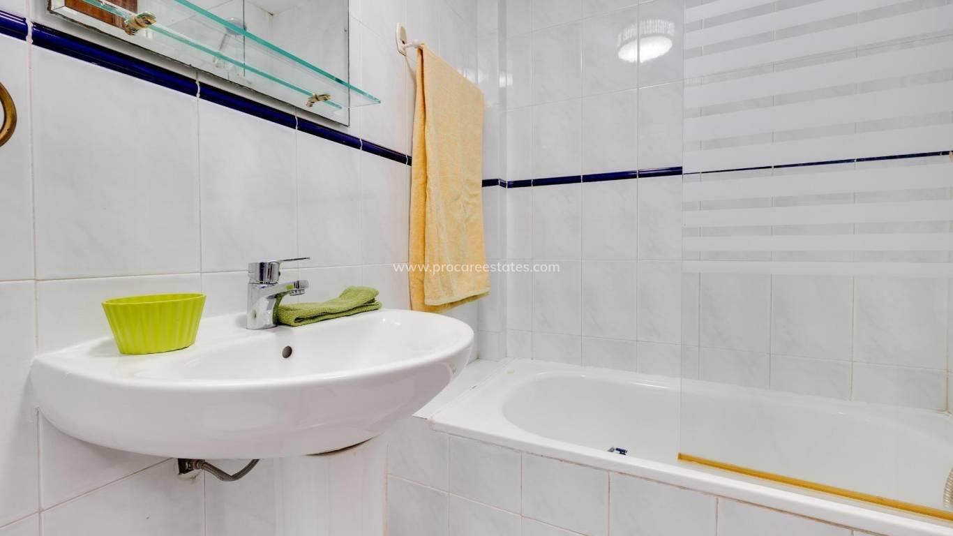 Verkoop - Appartement - Orihuela - Desamparados-Hurchillo-Torremendo