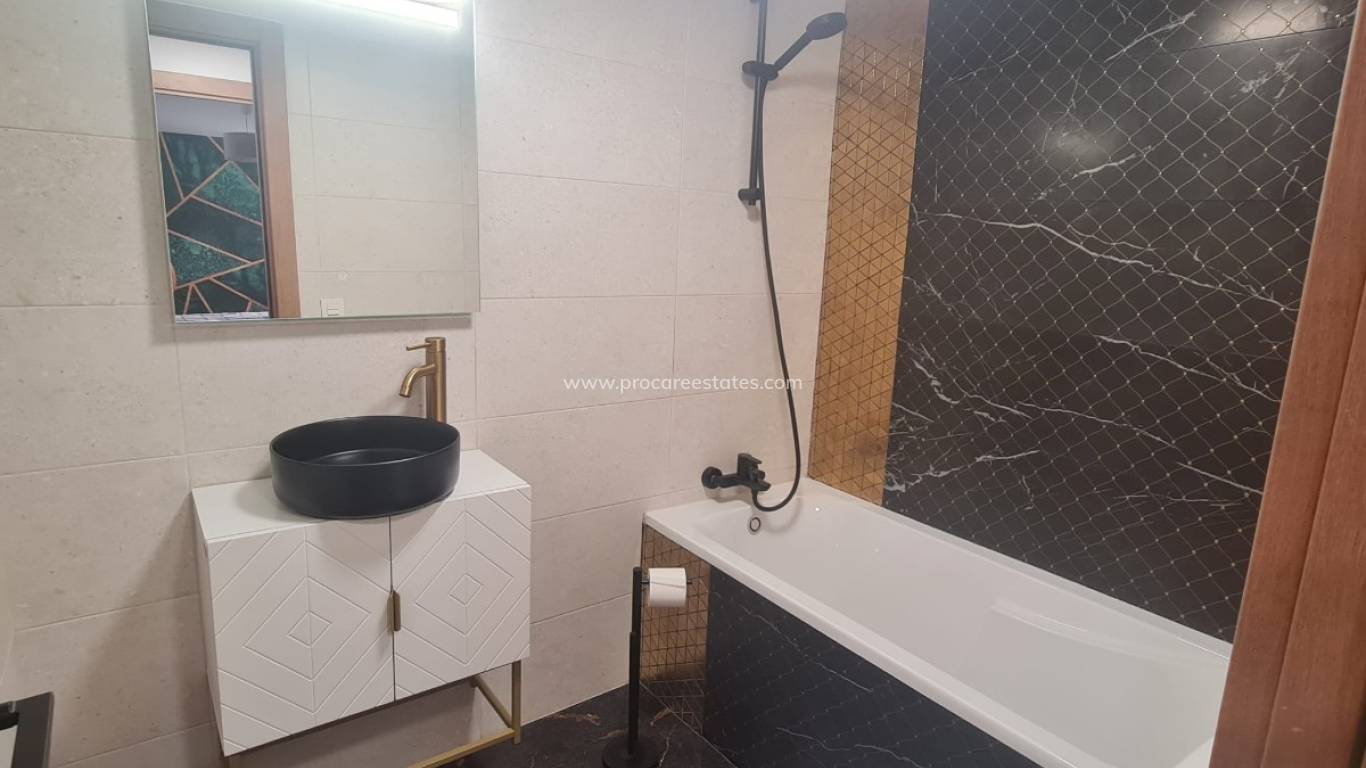 Verkoop - Appartement - Torrevieja - Acequion