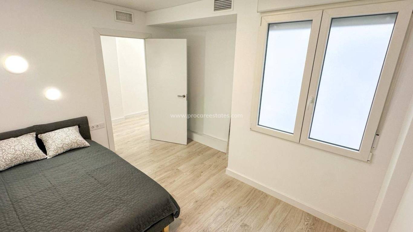 Verkoop - Appartement - Torrevieja - Acequion