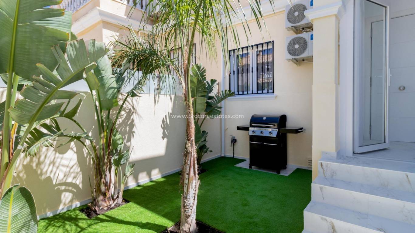 Verkoop - Appartement - Torrevieja - Aguas Nuevas