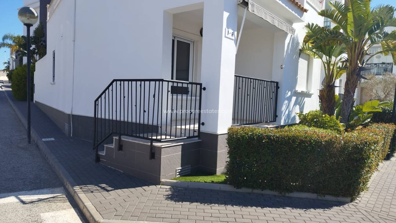 Verkoop - Appartement - Torrevieja - Aguas Nuevas