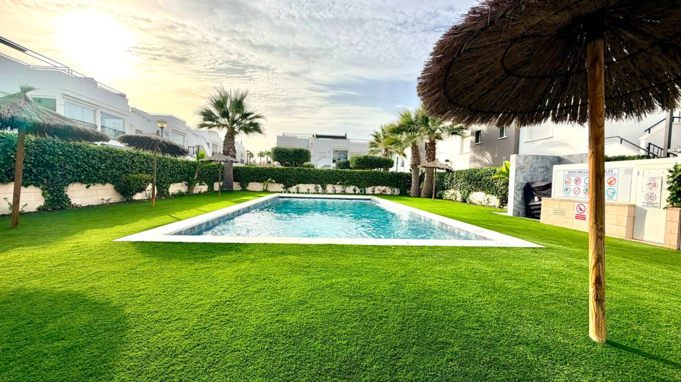 Verkoop - Appartement - Torrevieja - Aguas Nuevas