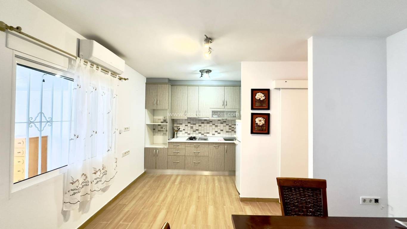 Verkoop - Appartement - Torrevieja - Carrefour Area