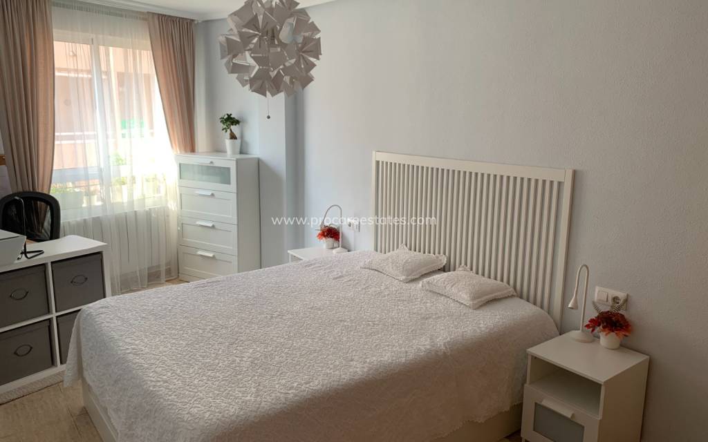 Verkoop - Appartement - Torrevieja - Centro