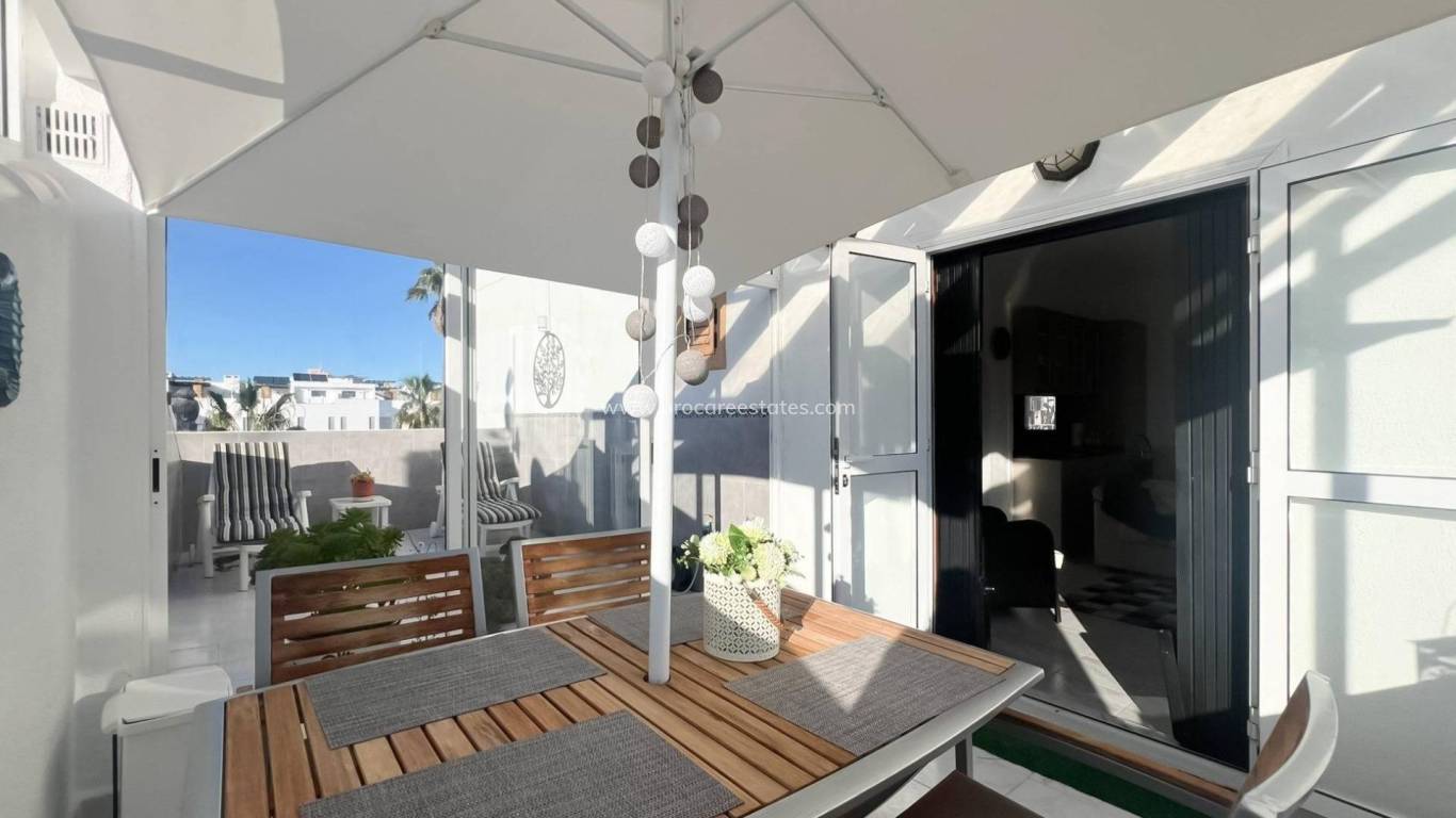 Verkoop - Appartement - Torrevieja - Miramar - Torre del Moro