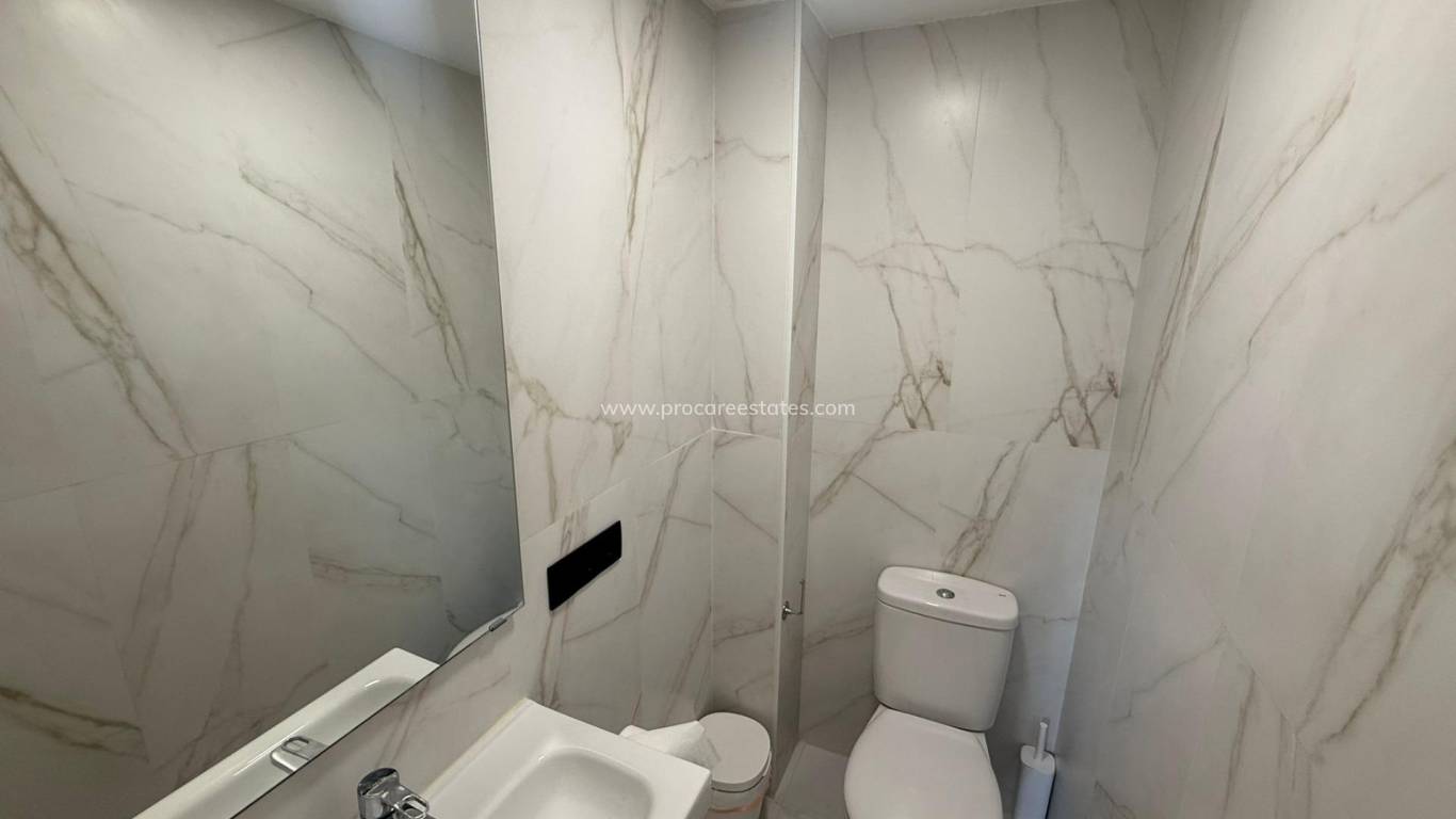 Verkoop - Appartement - Torrevieja - Miramar - Torre del Moro