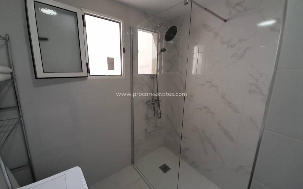 Verkoop - Appartement - Torrevieja - Nueva Torrevieja