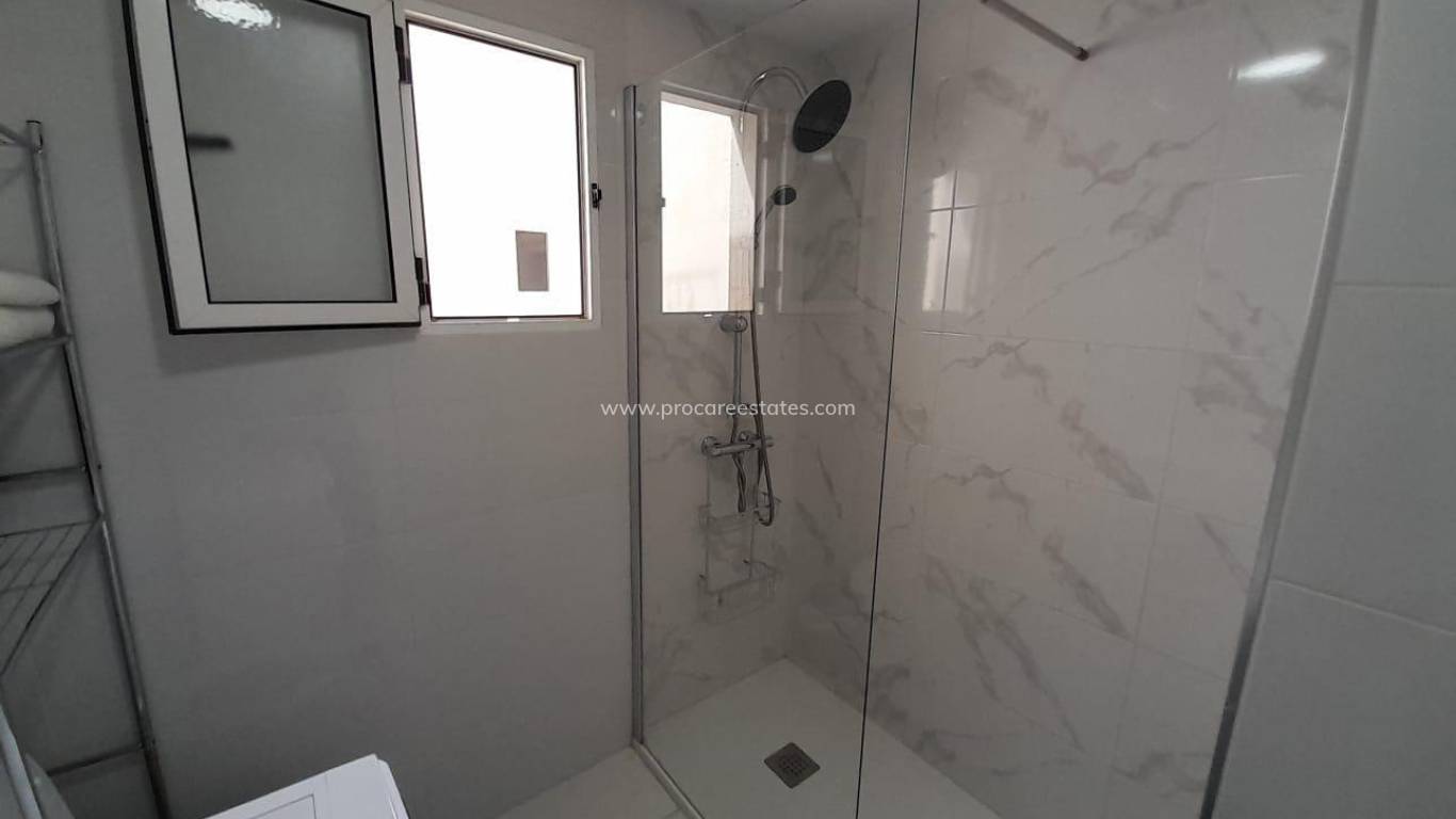 Verkoop - Appartement - Torrevieja - Nueva Torrevieja