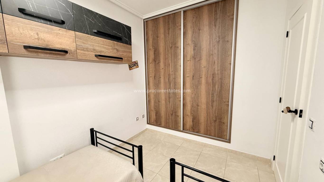 Verkoop - Appartement - Torrevieja - Playa Los Locos