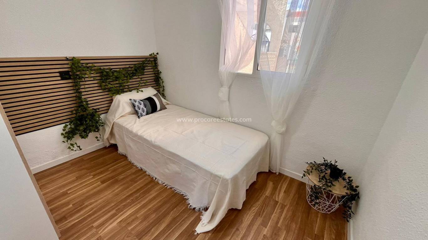 Verkoop - Appartement - Torrevieja - Torreta-Florida