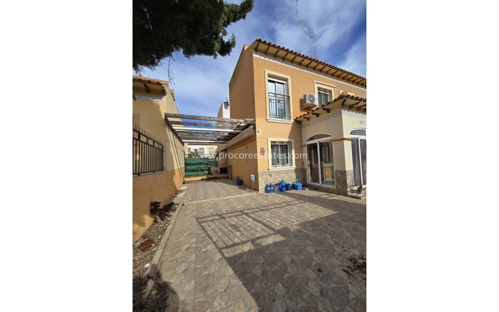 Verkoop - Appartement - Torrevieja - Torreta-Florida