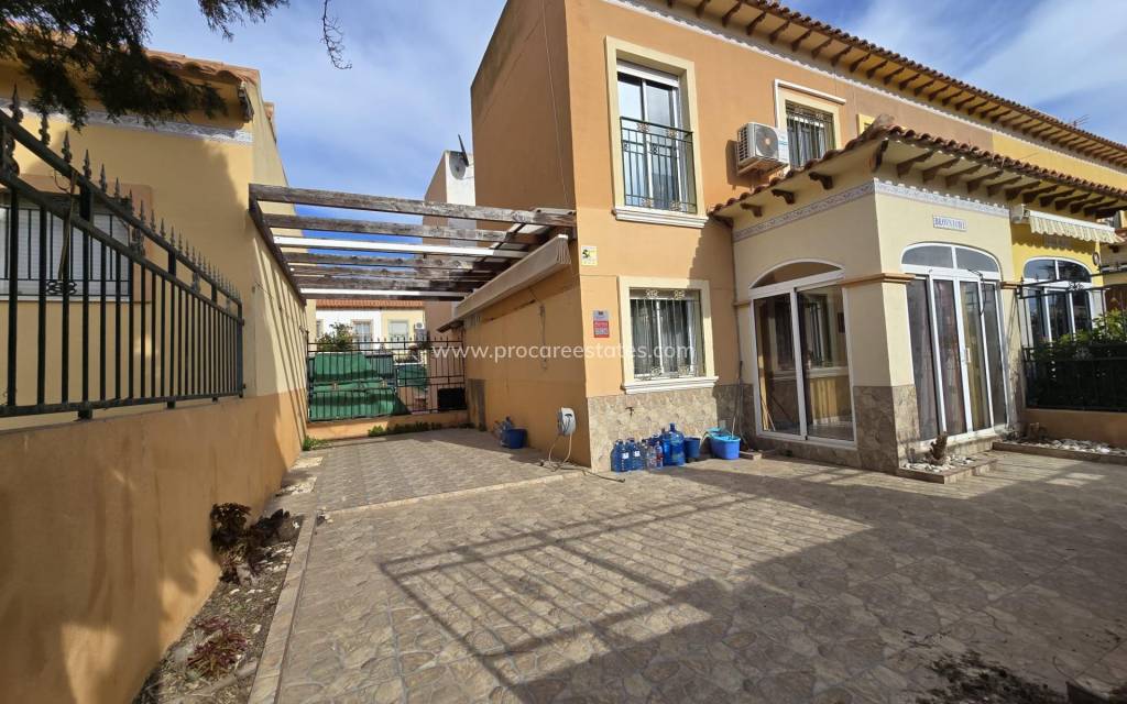 Verkoop - Appartement - Torrevieja - Torreta-Florida