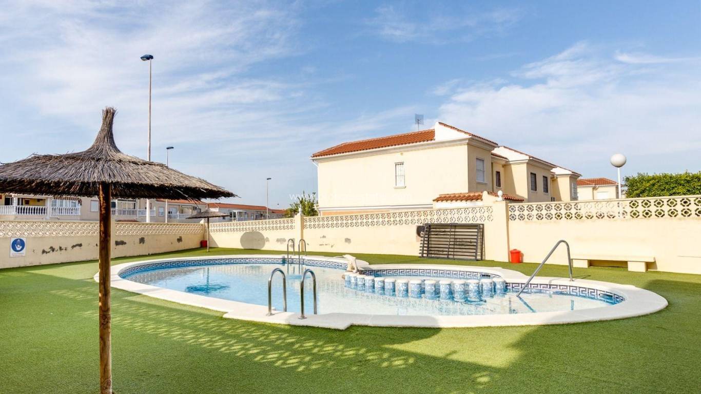 Verkoop - Appartement - Torrevieja - Torrevieja Center