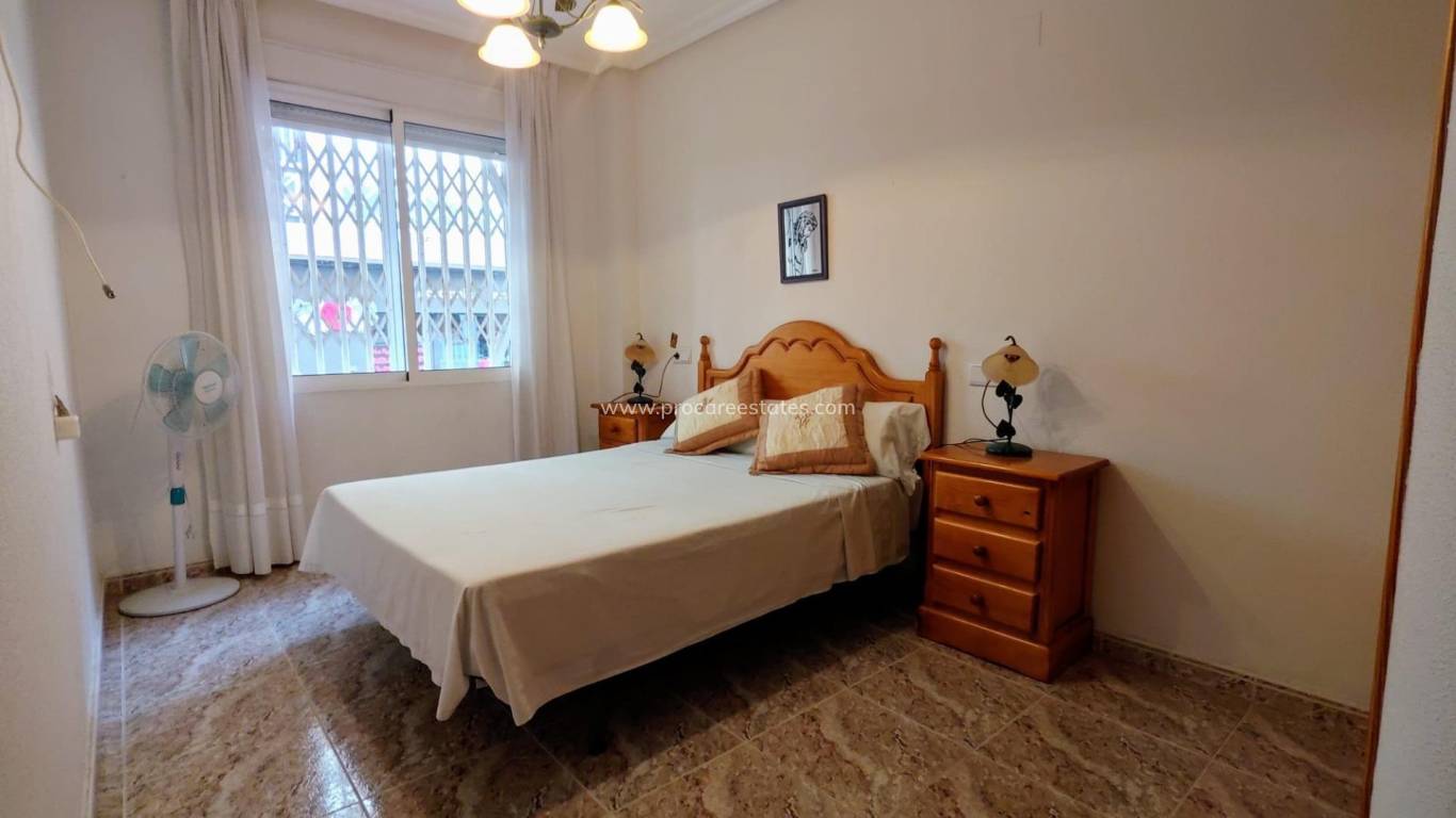 Verkoop - Appartement - Torrevieja - Torrevieja Center