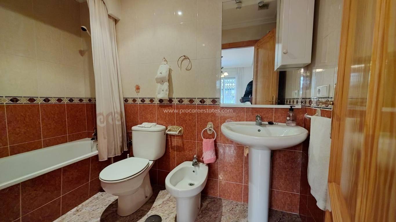 Verkoop - Appartement - Torrevieja - Torrevieja Center