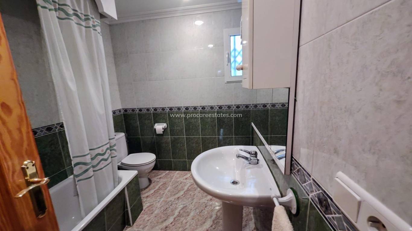 Verkoop - Appartement - Torrevieja - Torrevieja Center