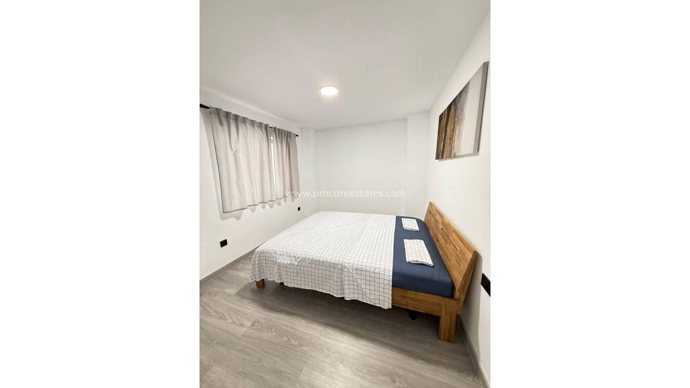 Verkoop - Appartement - Torrevieja - Torrevieja Center