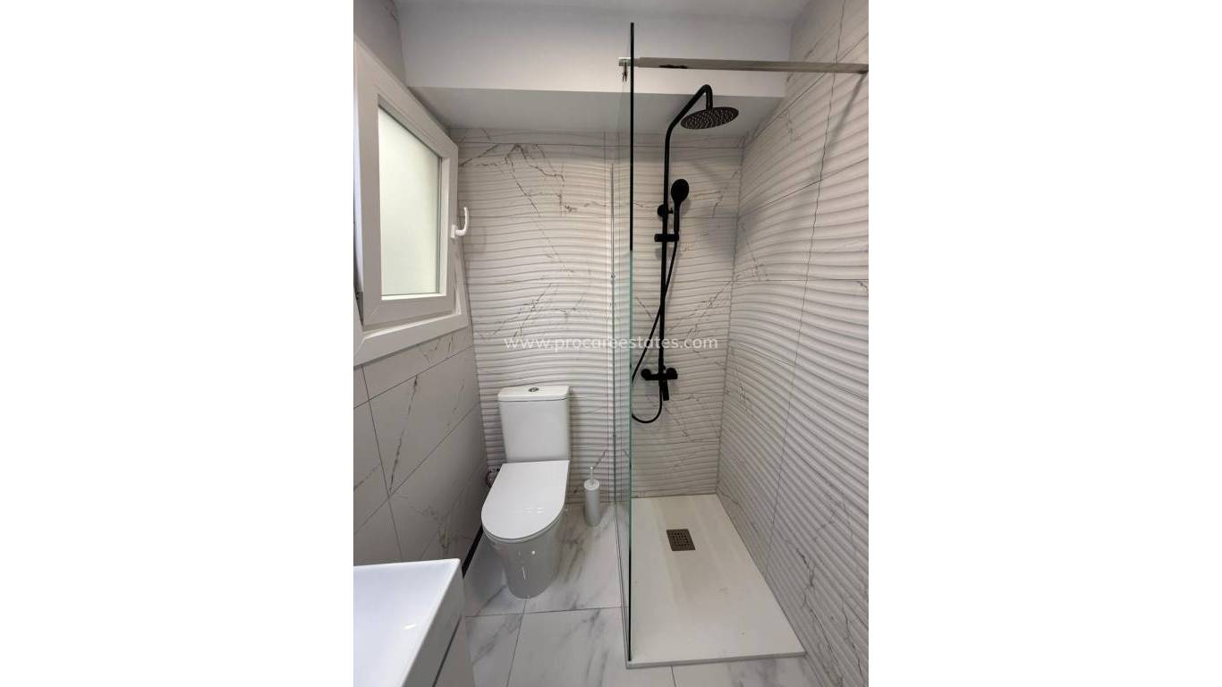 Verkoop - Appartement - Torrevieja - Torrevieja Center