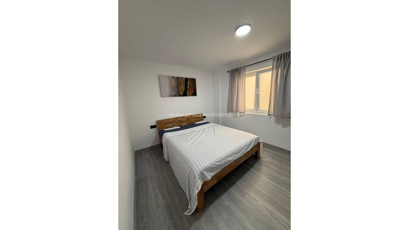Verkoop - Appartement - Torrevieja - Torrevieja Center