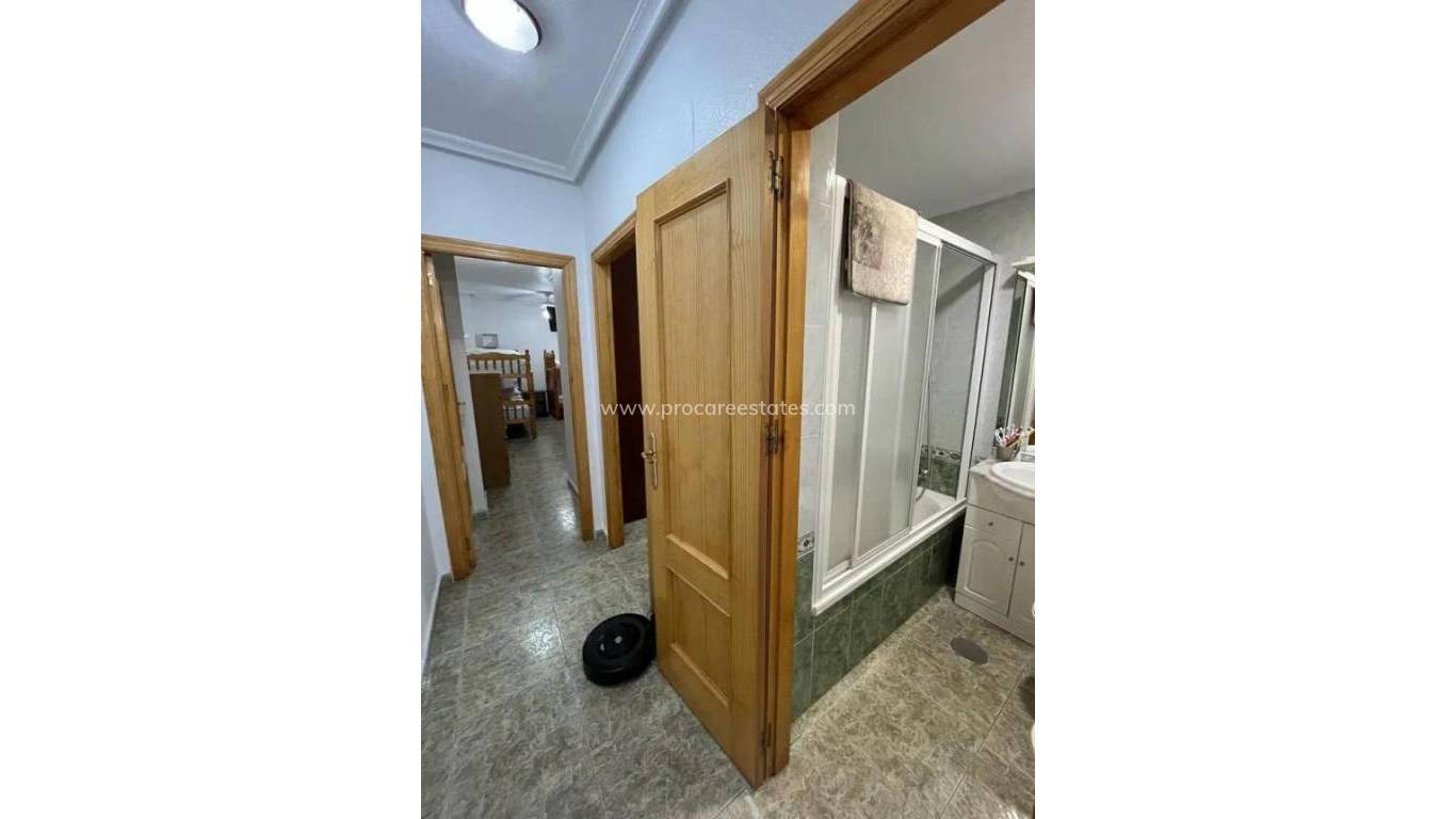 Verkoop - Appartement - Torrevieja - Torrevieja Center