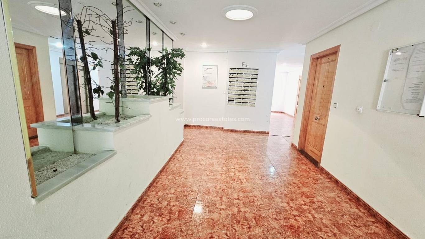 Verkoop - Appartement - Torrevieja - Torrevieja Center