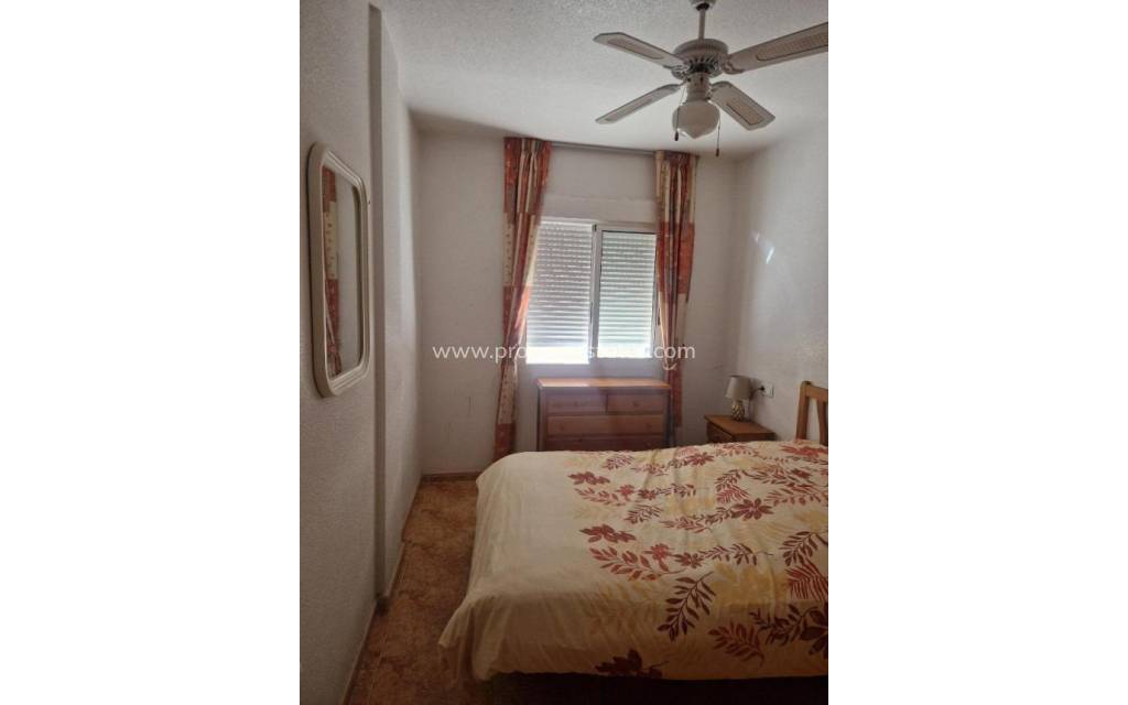 Verkoop - Appartement - Torrevieja - Torrevieja Center