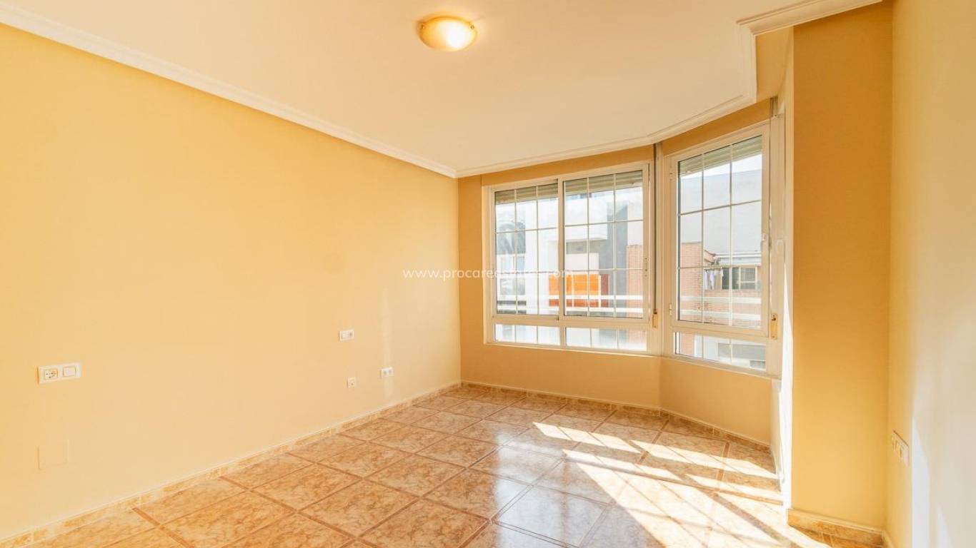 Verkoop - Appartement - Torrevieja - Torrevieja Center